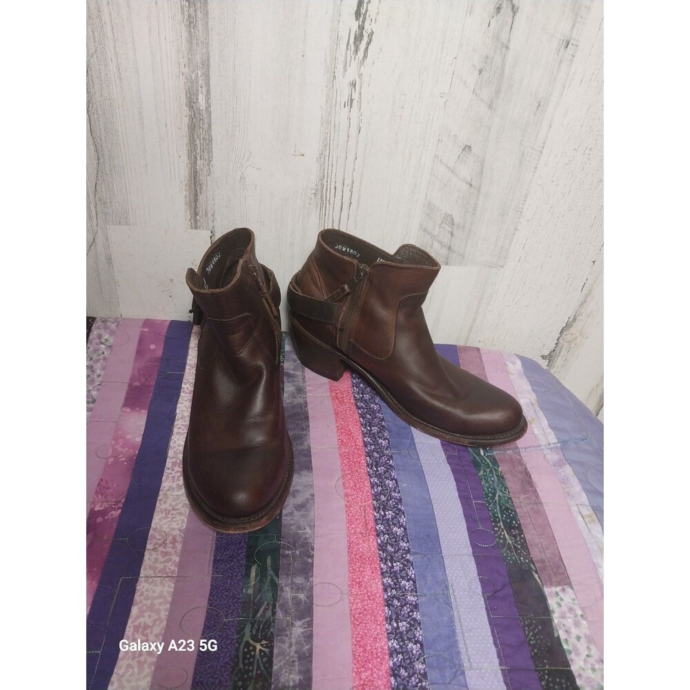J.B. Dillon Womens 7.5 B Brown Leather Ankle heeled Boots Zipper